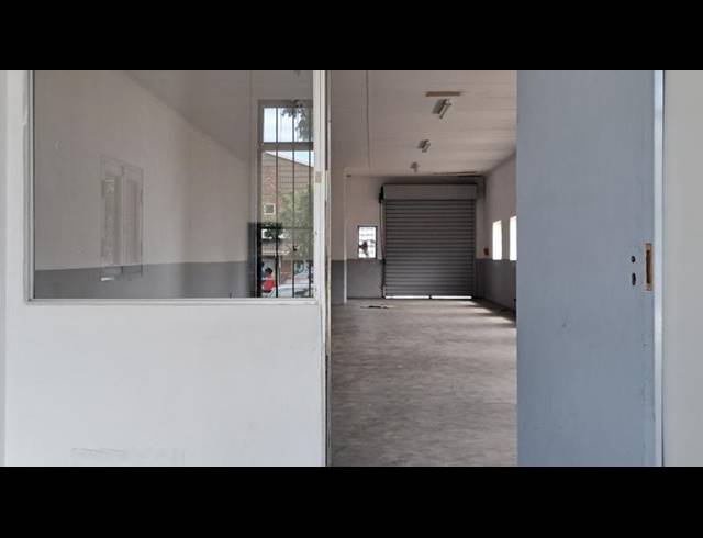 BUSINESS PROPERTY TO RENT IN RICHARDS BAY EXT 7